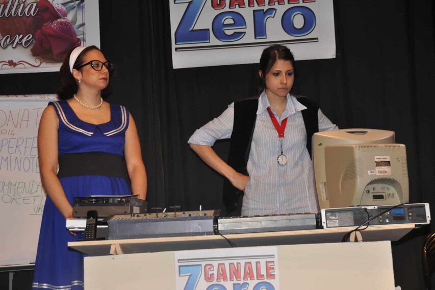Foto di scena di Canale Zero, la più squinternata delle tv private